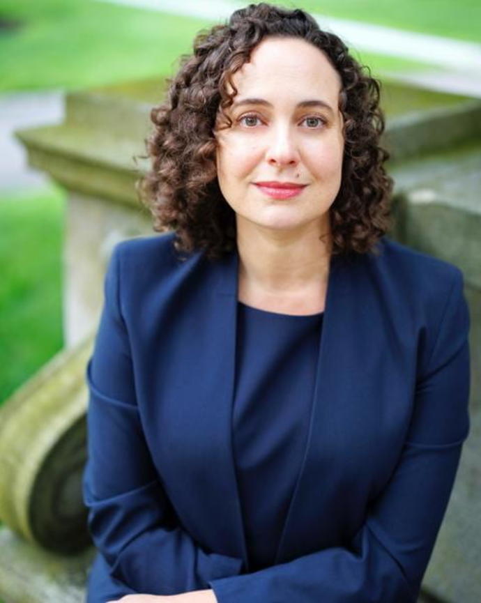 Lauren Kaminsky's headshot